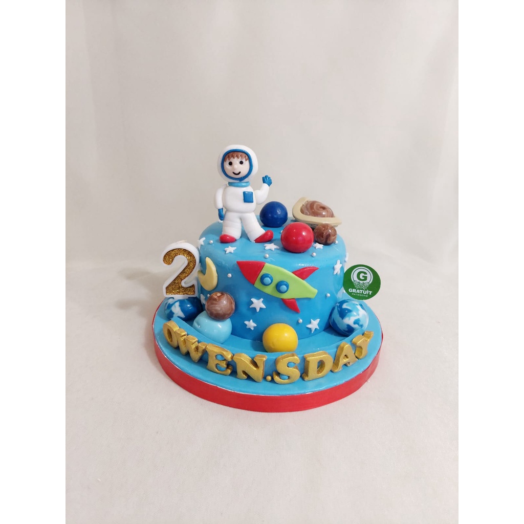 

ASTRONOT BDAY CAKE UK 15CM