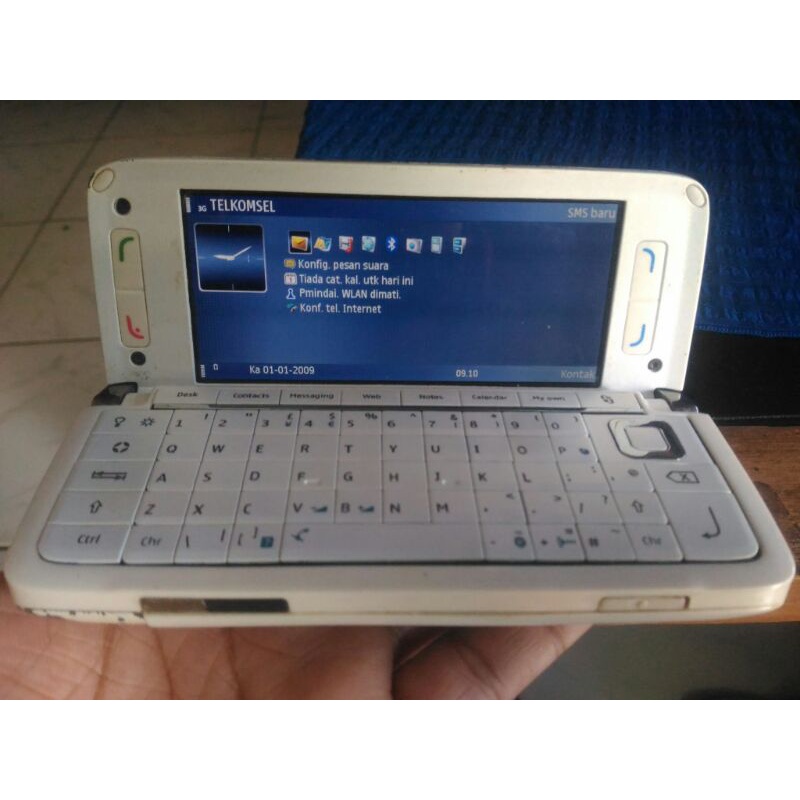 nokia e90