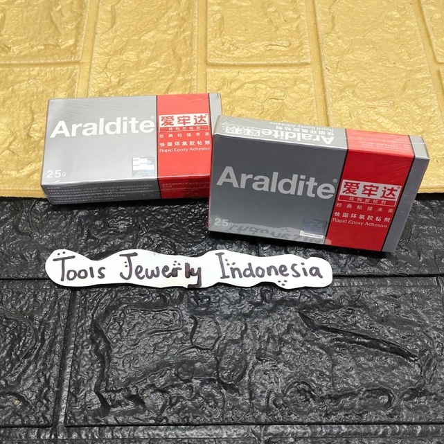 

Lem Araldite Original / Lem Untuk Perhiasan