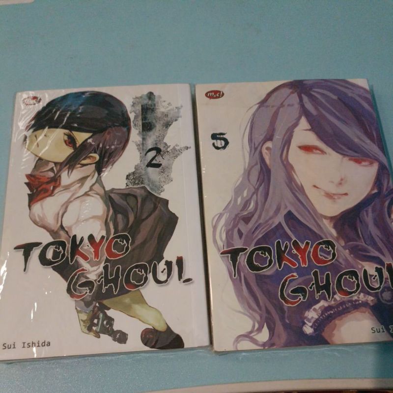 Komik Tokyo Ghoul Vol 2 & 5