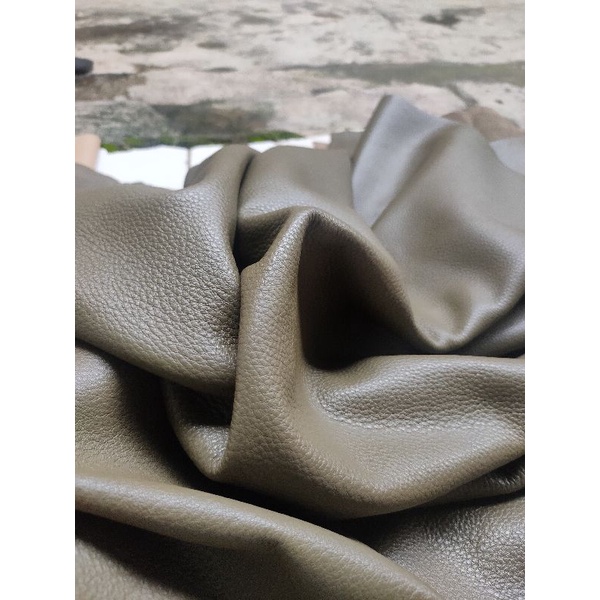 Kulit sapi Natural Mill/kulit sapi lembaran/kulit import/bahan tas/bahan sepatu
