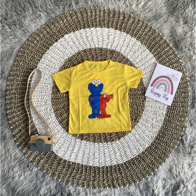 Baju anak motif kaws | kaos uniqlo distro anak | kaos anak unisex