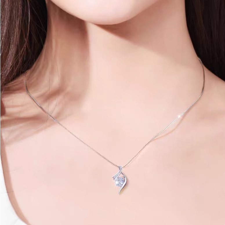 Moissanite Kalung Rantai Klavikula 925 Perak Zirkon Kalung Sederhana Liontin Temperamen Liontin Hadiah Ulang Tahun Wanita