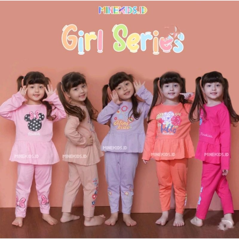 Minekids - setelan kaos anak minekids casual iconic cewek dan cowok. minekids.id