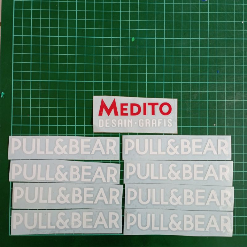 Sticker Cutting PULL&amp;BEAR