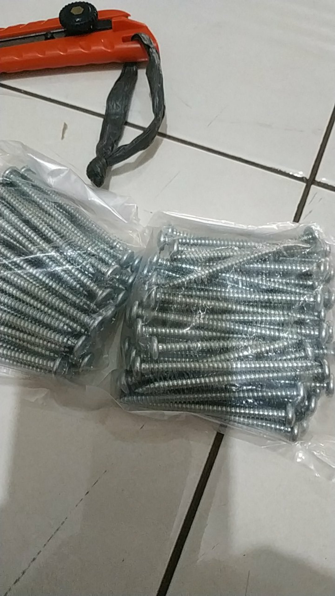 Sekrup 10x2-1/2 Ph Putih Isi 50 Pcs / Sekrup 10 X 2.1/2 / Skrup 6cm