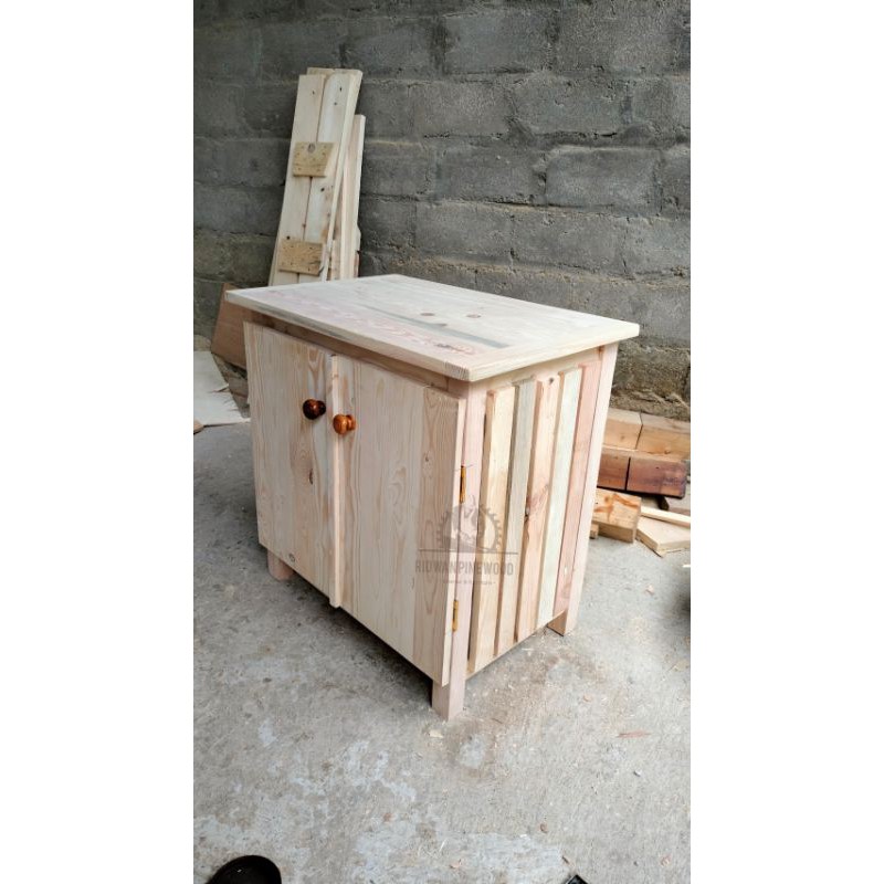 meja aquarium minimalis