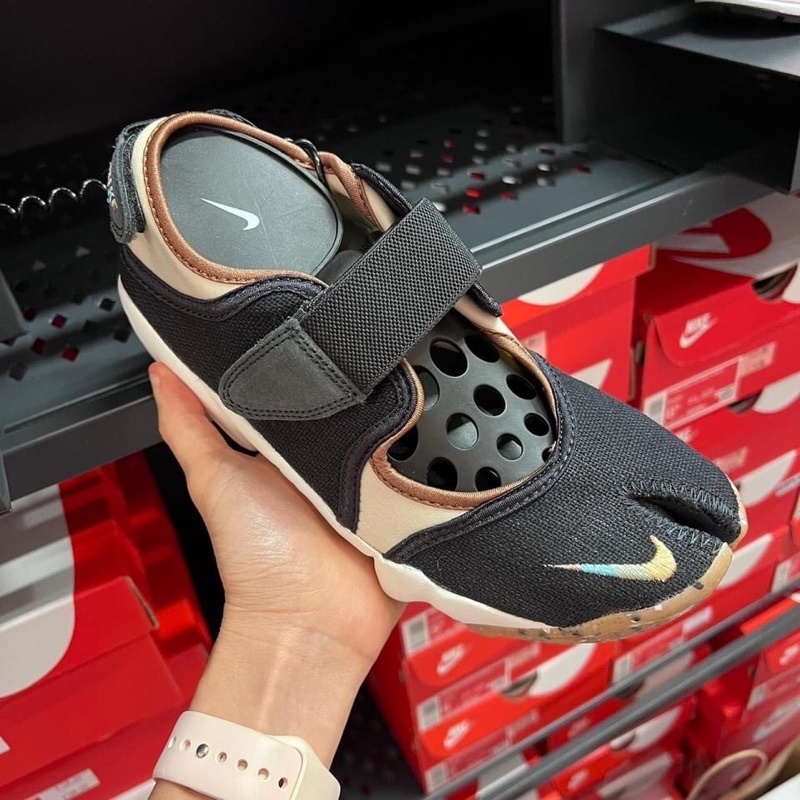 nike rift mens white