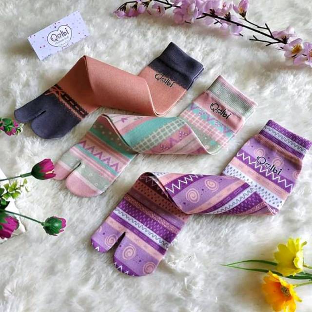 Kaos kaki printing by qolbi