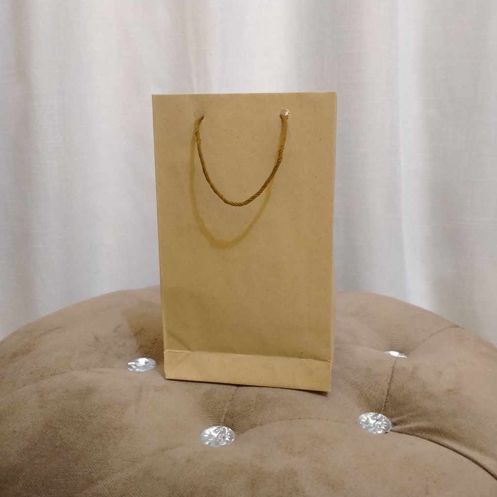 

PAPERBAG COKLAT POLOS ukuran 11 x 5 x 17 cm (BACA DESKRIPSI)