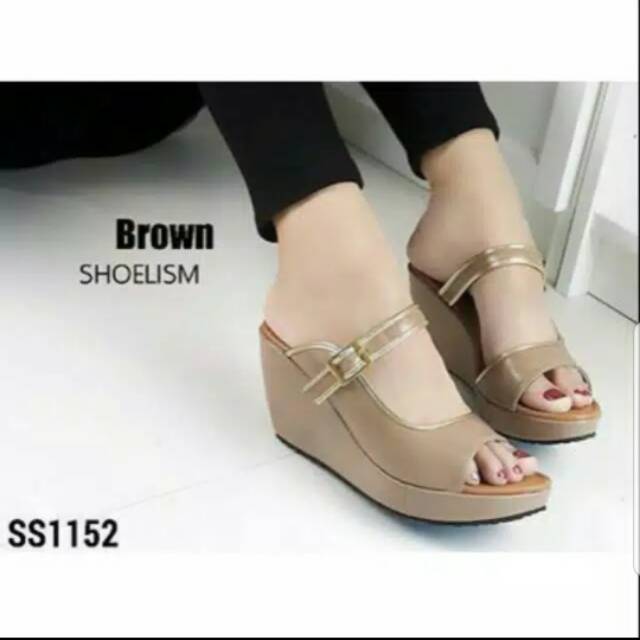 ABBUSHOES MR  64-Wedges sandal wanita pasir 7cm