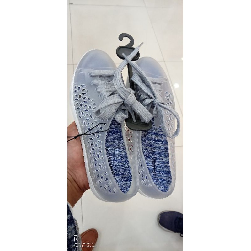 Sepatu Arnold Palmer