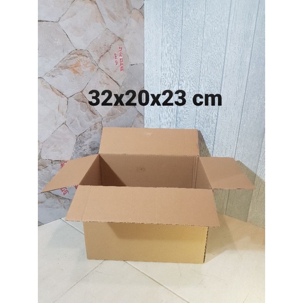 

Kardus / Box / uk. 32x20x23 cm / Karton packing polos baru ST