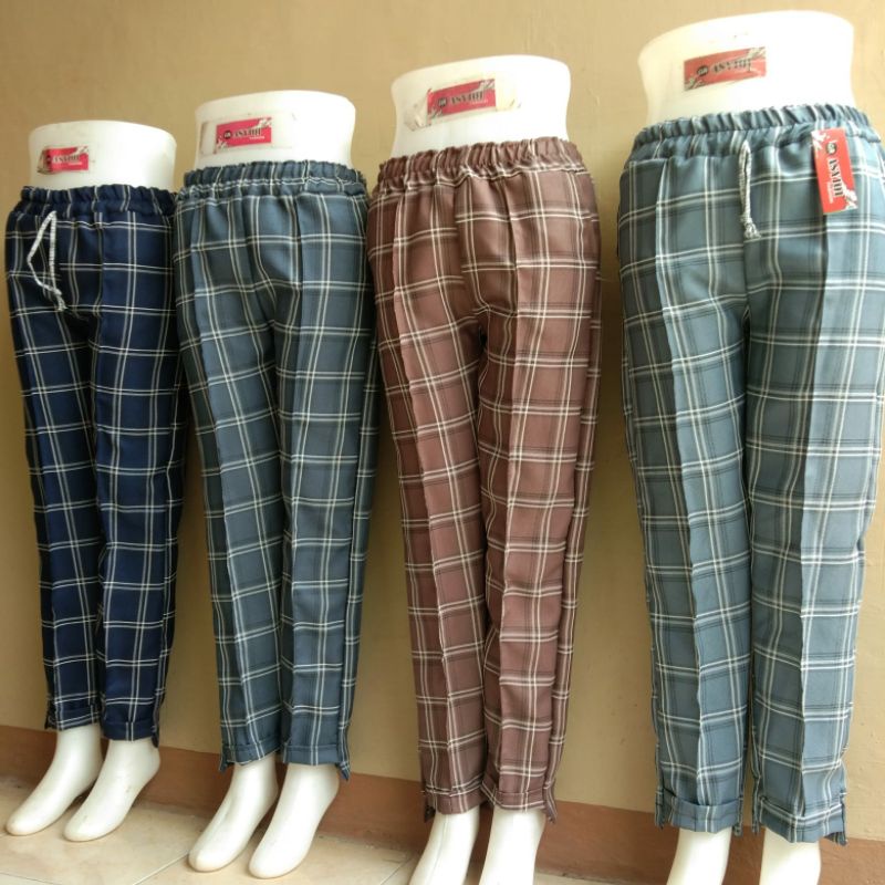 Tartan Gabardin Semiwol Kotak Standar