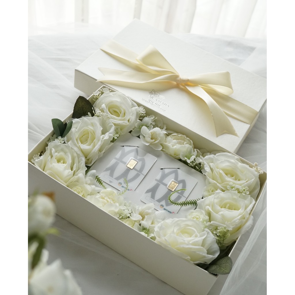 

Bloom Box Large/LM Gift Box/Gift LM Logam Mulia perhiasan Mahar dengan hiasan bunga - CAMARADERIE