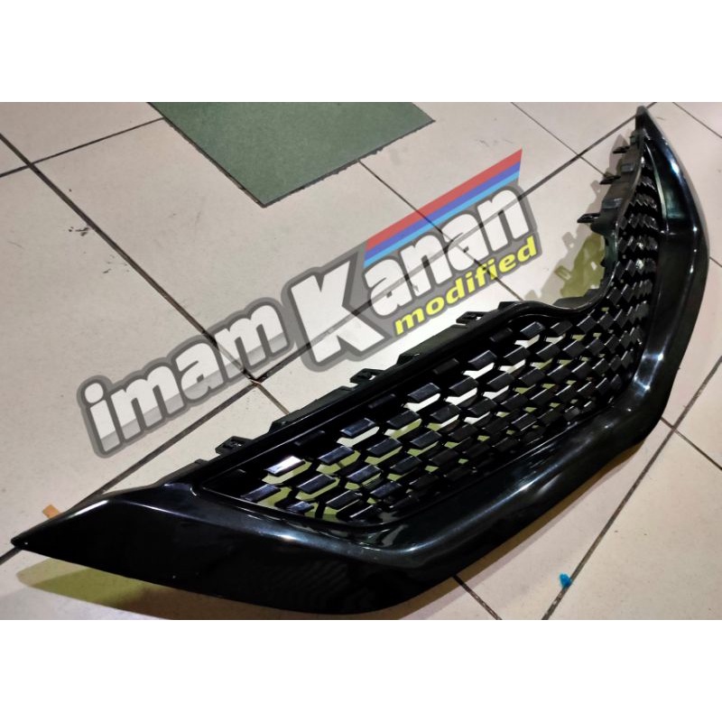 grill Vios belta 2008-2012