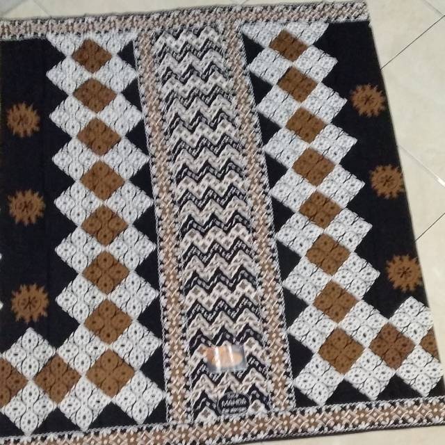 Sarung mahda az zahir