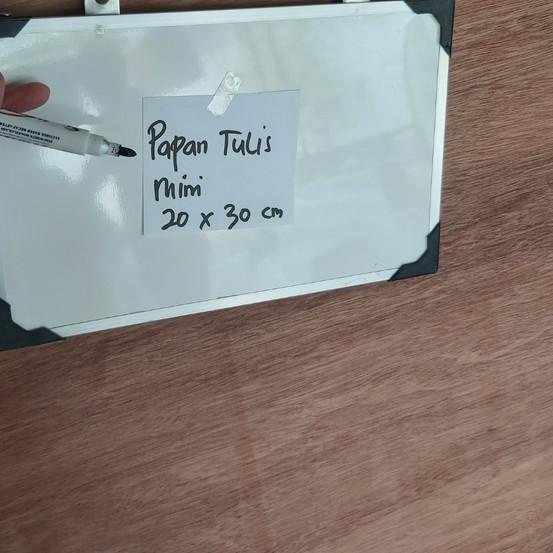 

✫ PAPAN TULIS KECIL 20X30CM ✬