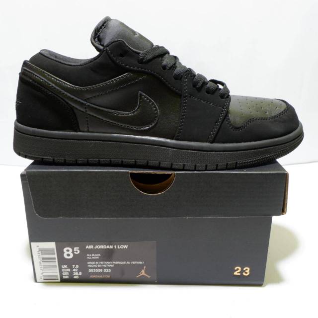 triple black aj1 low