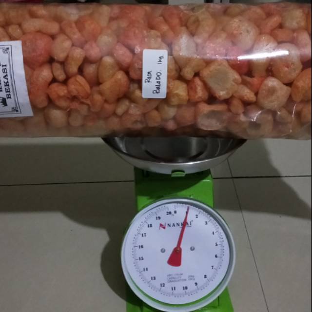 

Krupuk kulit rasa balado pedas 1kg