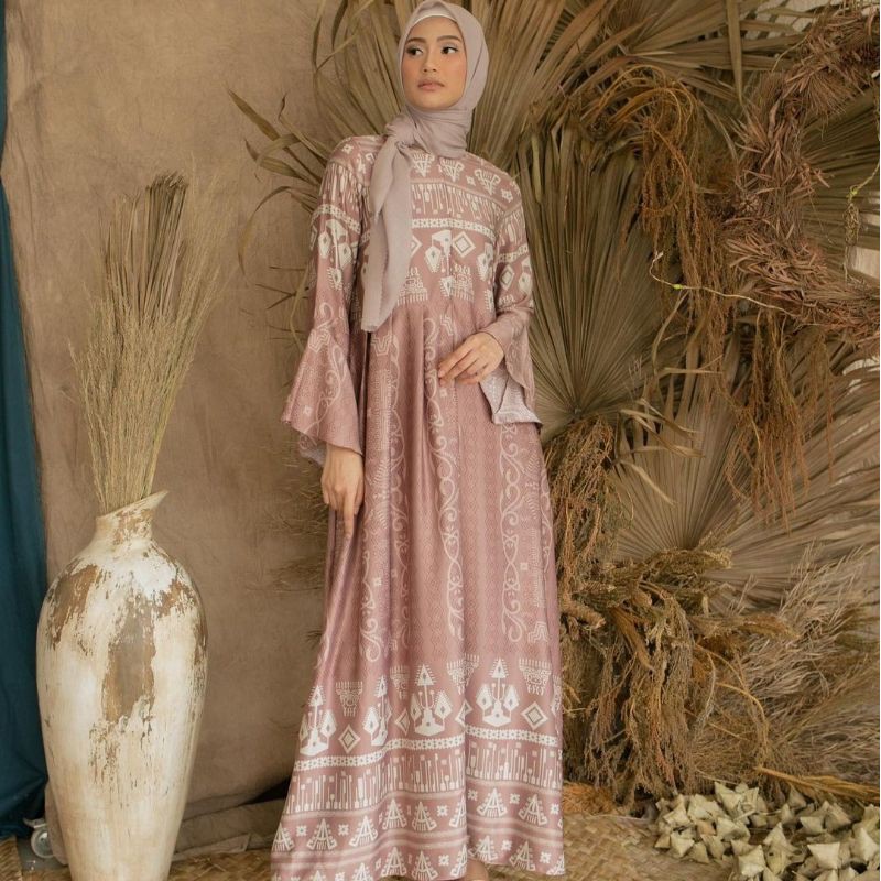 Diskon DRESS mirip WEARING KLAMBY