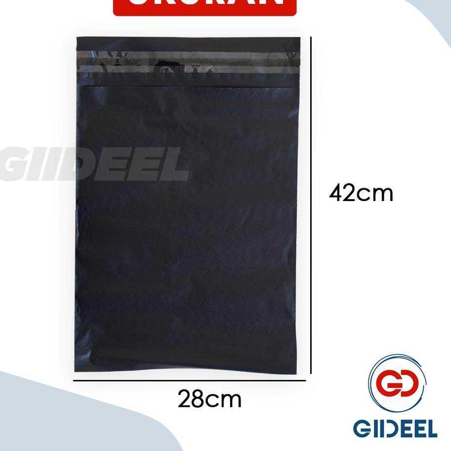 

Baru GIIDEEL PLASTIK PACKING POLYMAILER IMPORT 28X42CM ISI 100 LEMBAR TEBAL 100% !