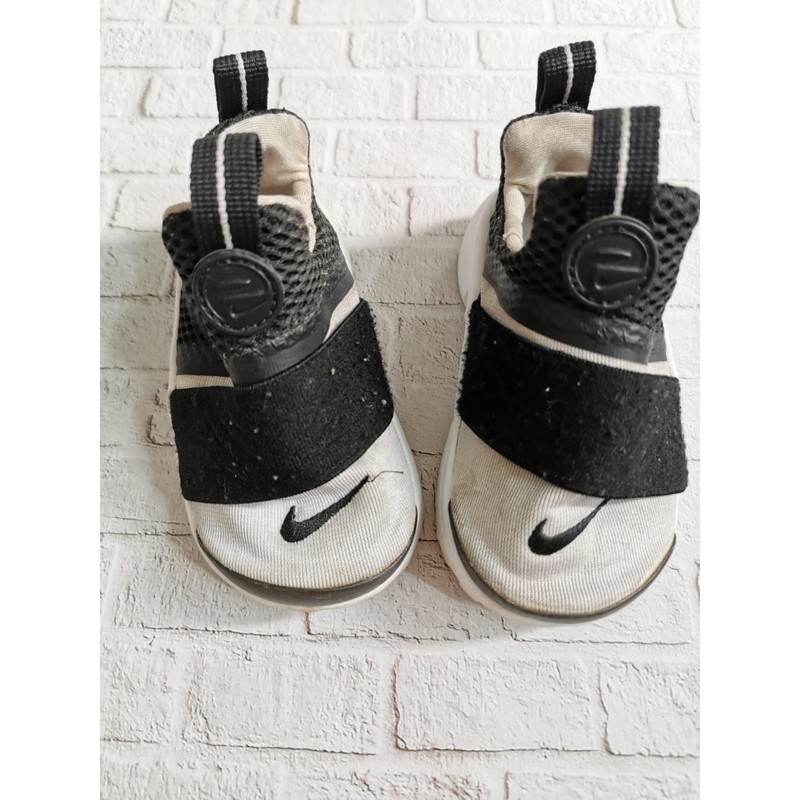 Nike presto baby, sepatu anak branded, sepatu bayi, nike, sepatu anak second, nike second.