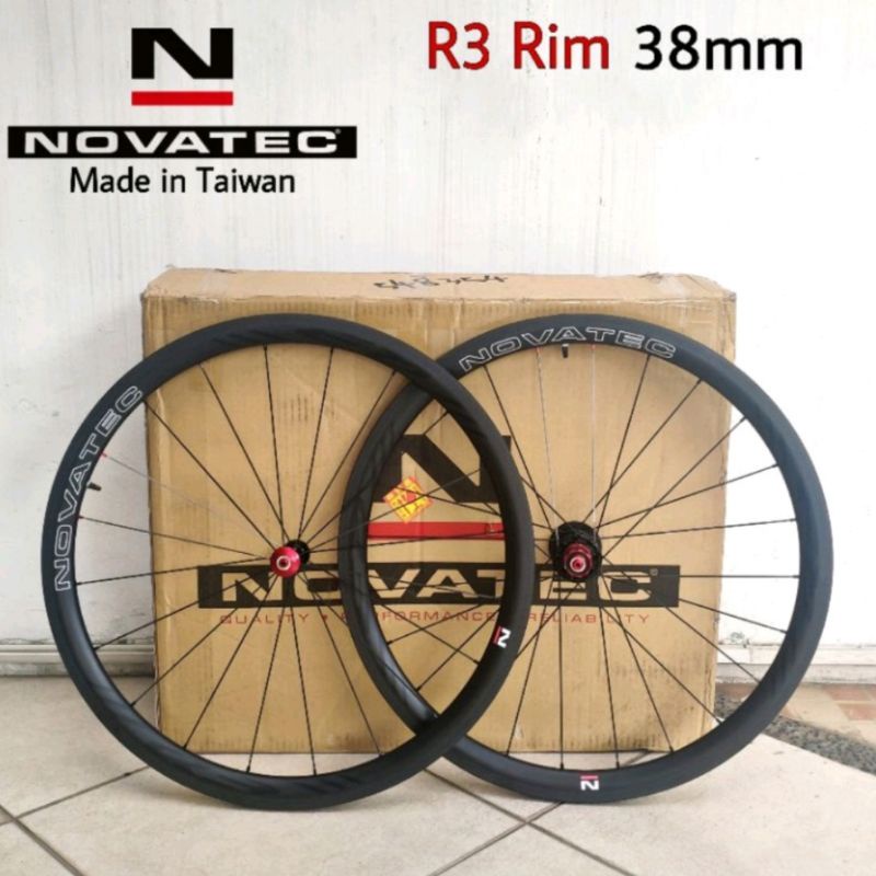 Wheelset 700c Carbon Novatec R3 rim brake suport Tubeless made in Taiwan
