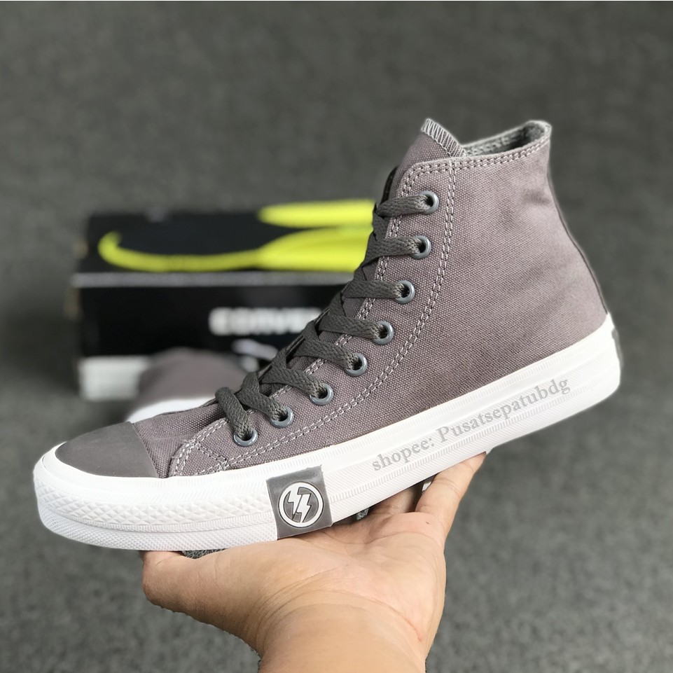 Sepatu Converse Petir Tinggi X Undefeated High Grey