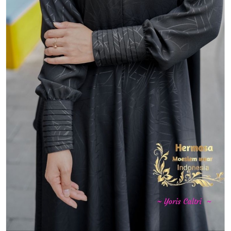 GAMIS YORIS CALTRI HERMOSA HITAM