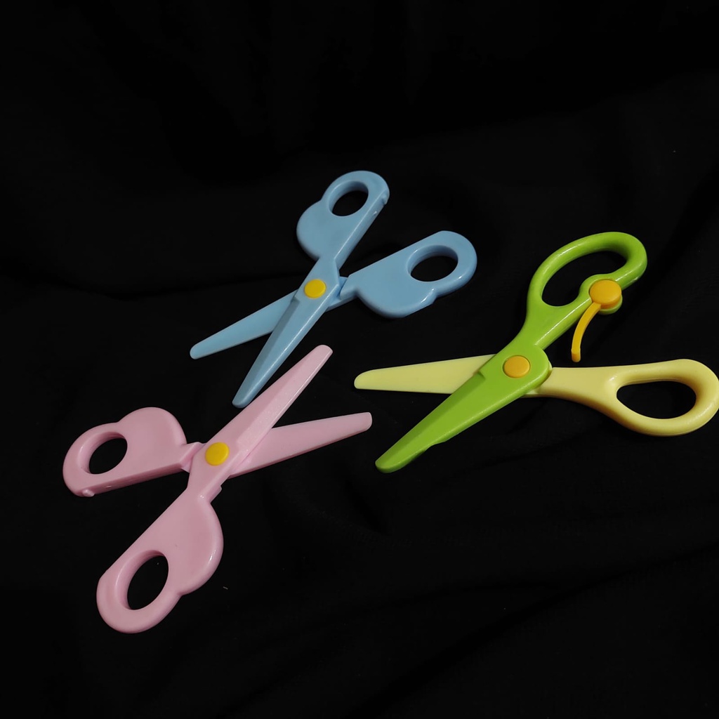 

GUNTING KERTAS AMAN UNTUK ANAK / SAFETY SCISSORS