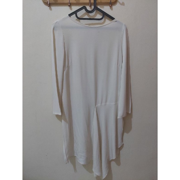 PRELOVED UNIQLO (HANA TAJIMA)