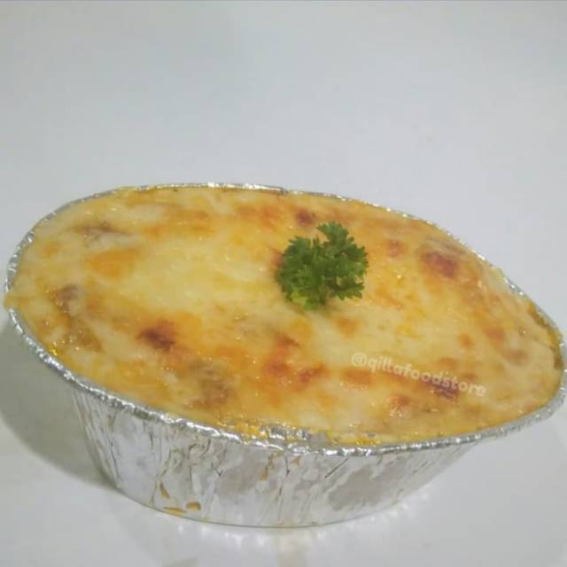 

Beef lasagna halal topping mozarella size oval