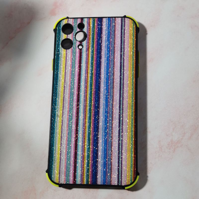 Softcase overseas iphone 11 pro max blink rainbow crack