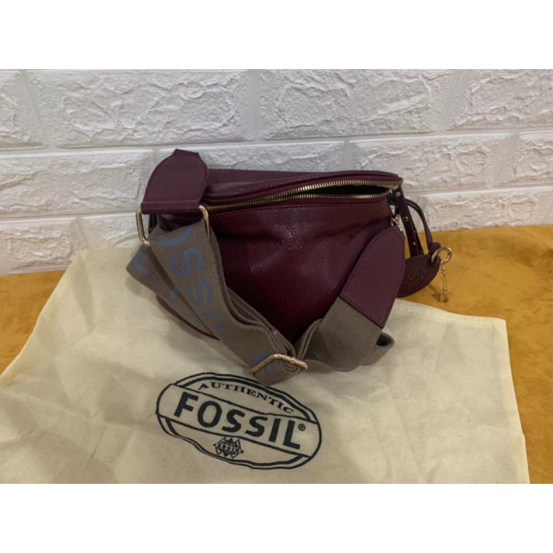 tas fossil merah maroon slingbag wanita tas fashion wanita
