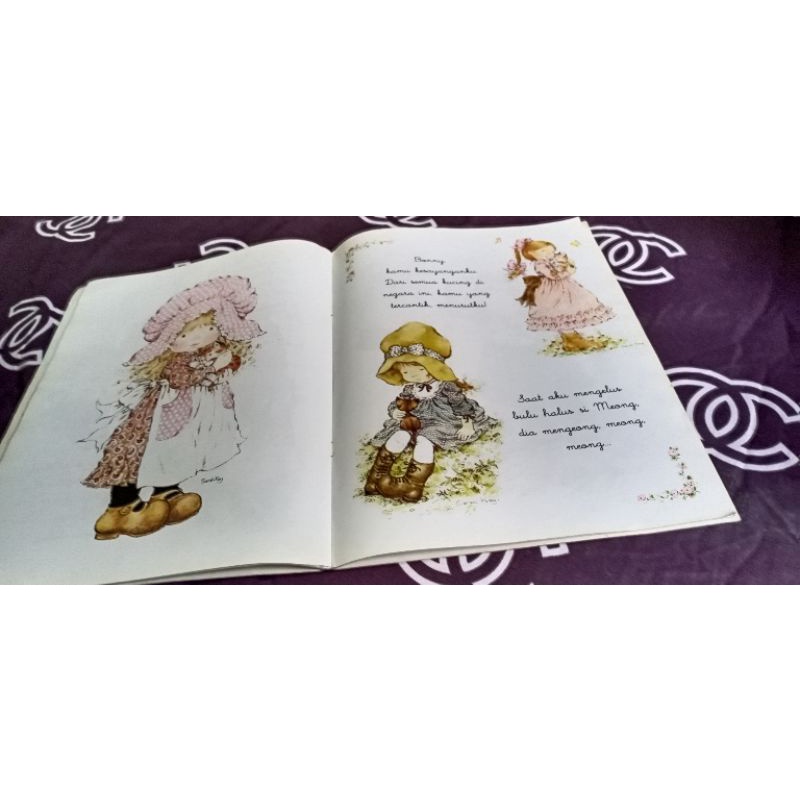 Buku besar Sarah Kay