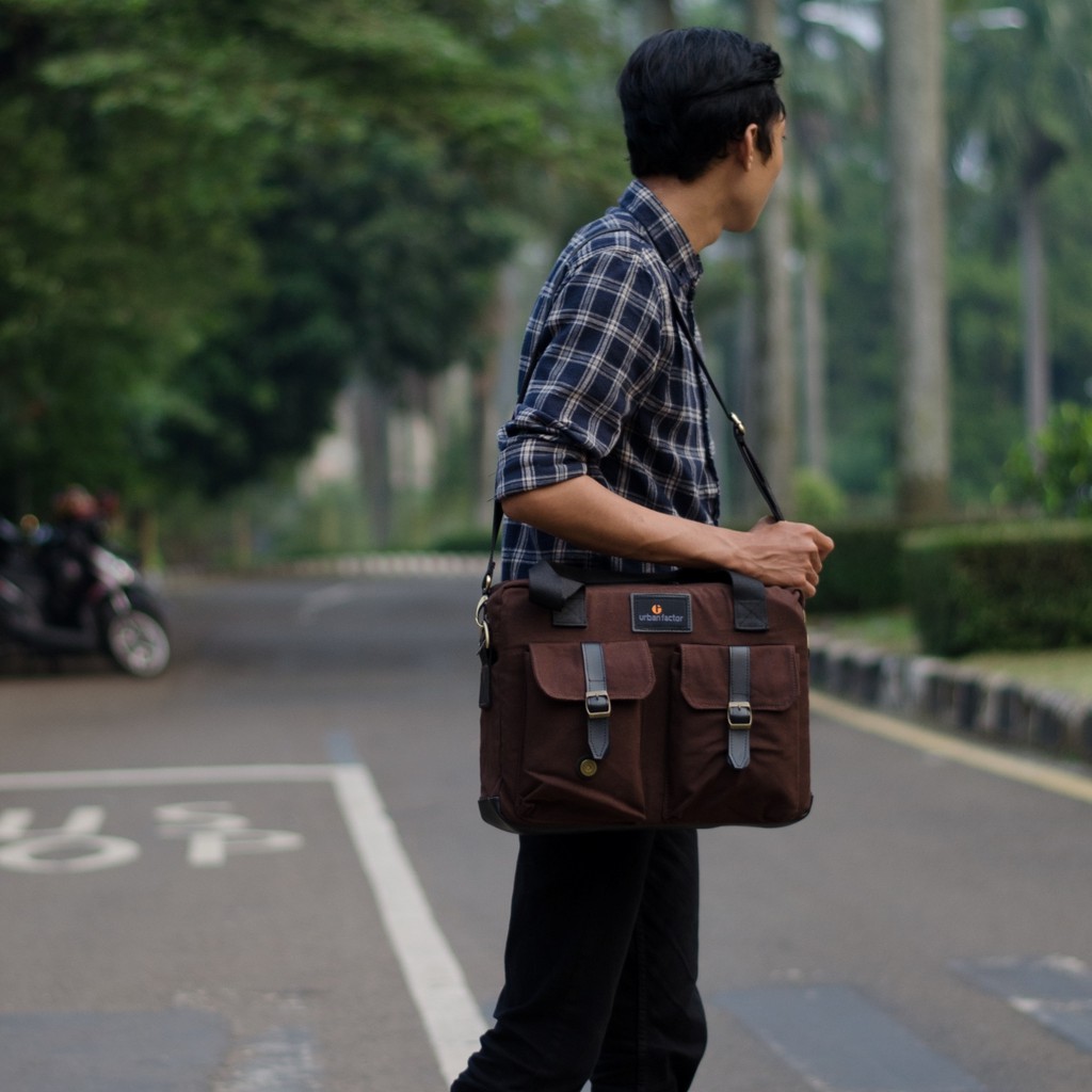 Busy Brown | Tas Slempang Laptop Messenger Pria Wanita Slingbag Original Baru | Urban Factor FORIND