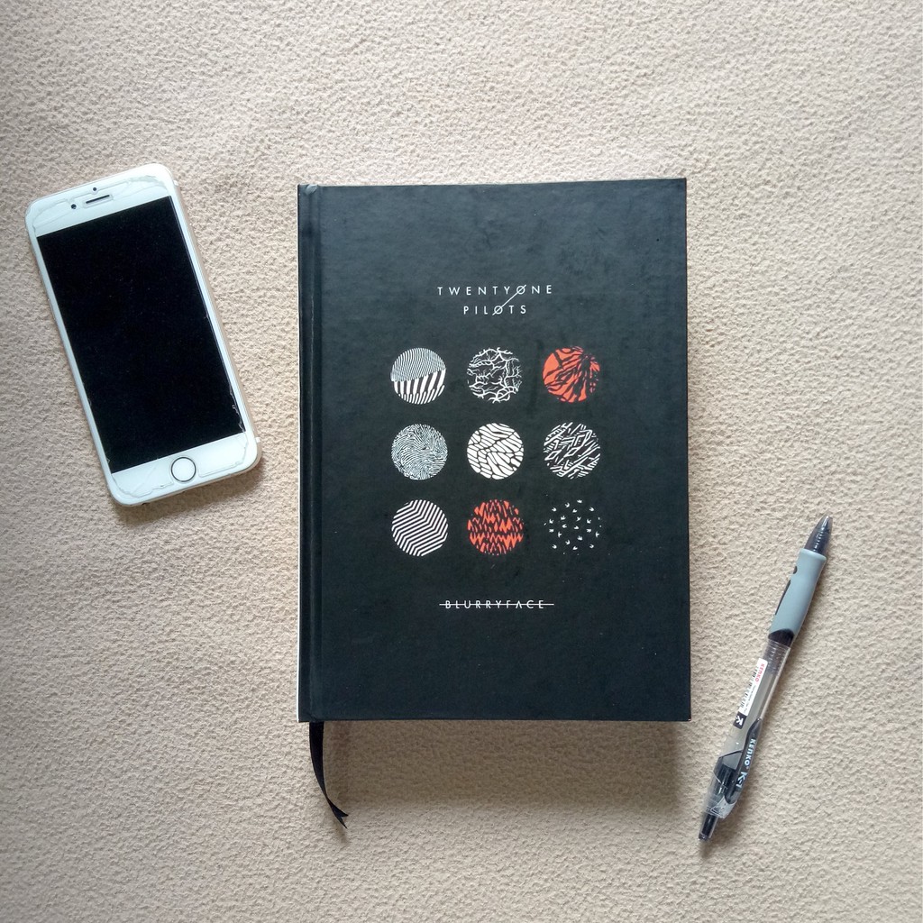 

Custom Notebook Murah | TWENTY ONE PILOTS EDITION