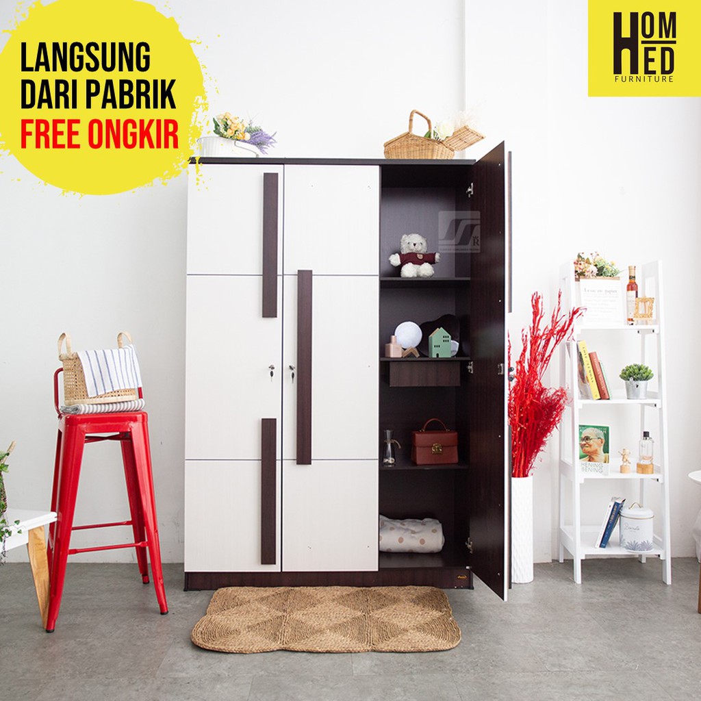 LEMARI PAKAIAN - LEMARI PAKAIAN KAYU - LEMARI BAJU KAYU - LEMARI PAKAIAN TIGA PINTU - HOMNED