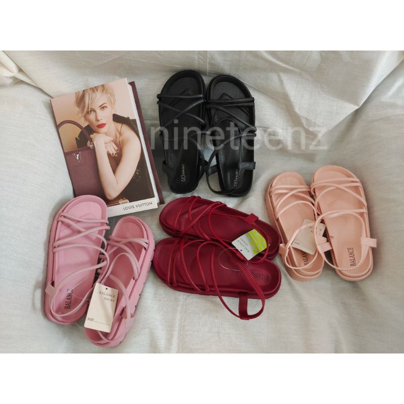 12.12 Birthday Sale 1990-2 Sandal Jelly Tali Kecil Silang Bahan Tebal bacadeskripsi