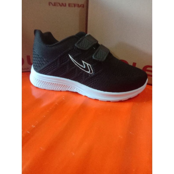 SEPATU NEW ERA PEREKAT ORIGINAL