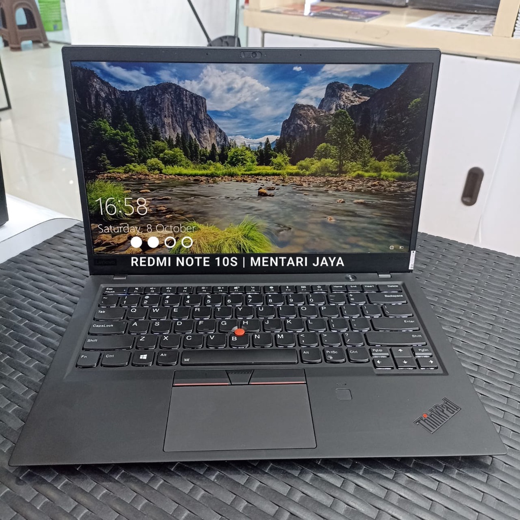 LAPTOP LENOVO THINKPAD X1 CARBON CORE i7 RAM 16GB 256GB SSD 14 FHD WINDOWS 10 PRO BLACK