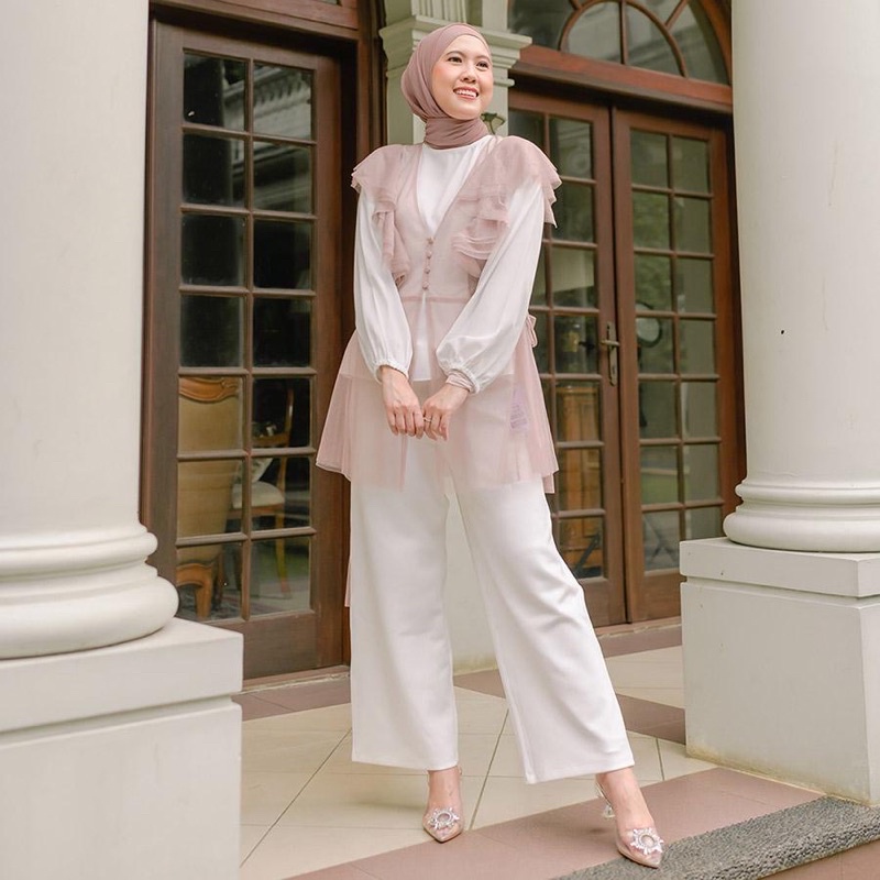 Hc x Thatal Emilia Mocca Outwear HijabChic