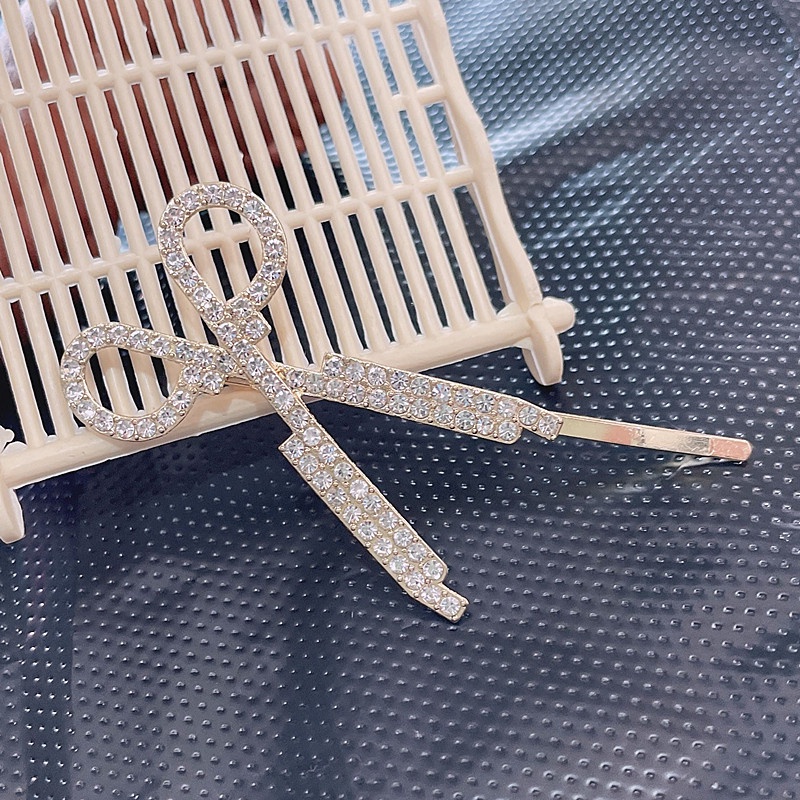 Jepit Rambut Bentuk Pita Aksen Mutiara Gaya Korea Untuk Perempuan