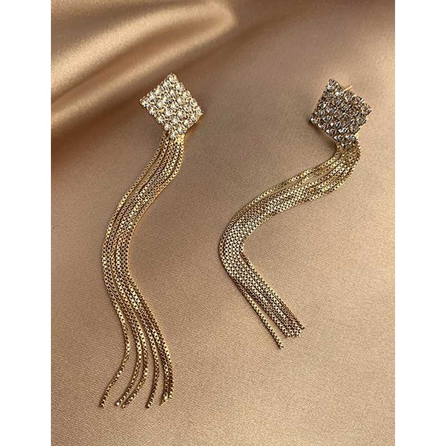 LRC Anting Tusuk Fashion Golden Tassel Stud Earrings K13214