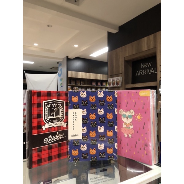 

Buku tulis B5 48Lembar Isi 10 - Estudee