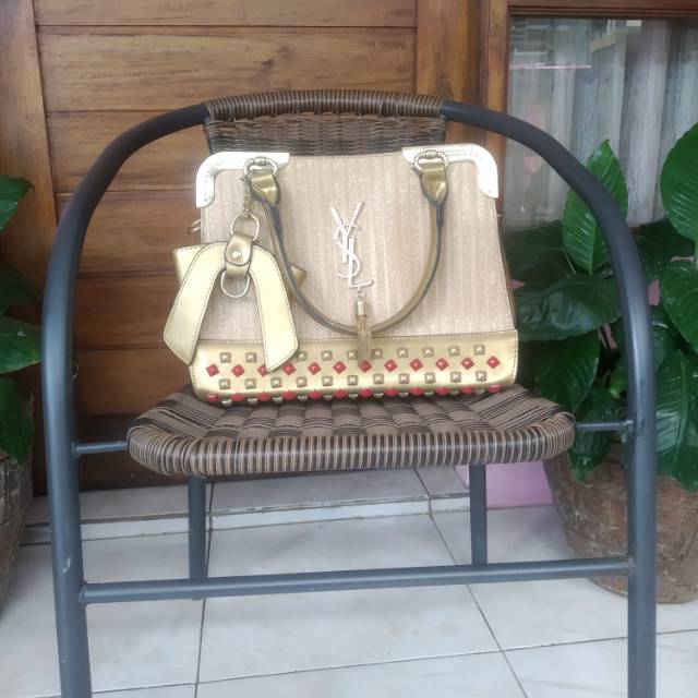 Tas YSL Gold Second KW untuk