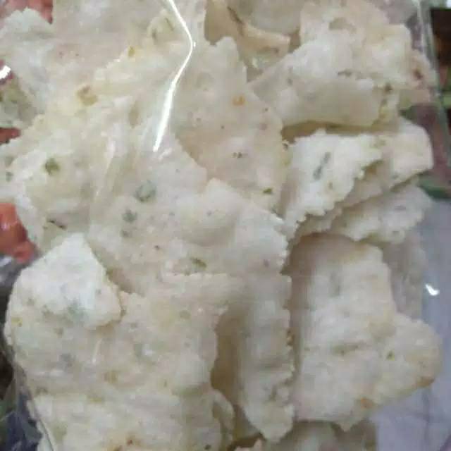 

Cemilan bandung / keripik cireng gurih 250gram