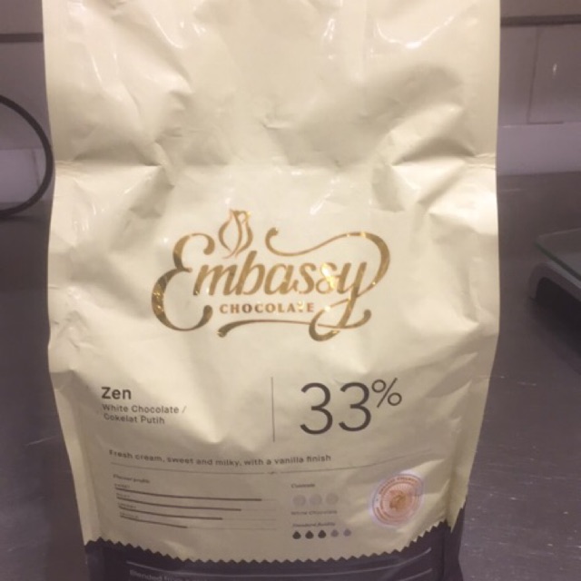 

Embassy White Choco coin 33% Tulip