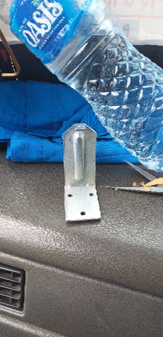 Hanger Apar. Bracket Apar.  Gantungan Apar Ke Dinding